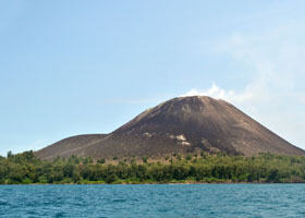 Scenic Cruising Krakatoa, Indonesia Scenic Cruising Krakatoa, Indonesia