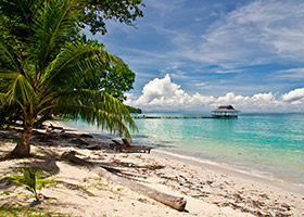 Pulau Menyawakan, Indonesia